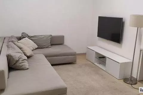 2 bedroom flat to rent - View 5