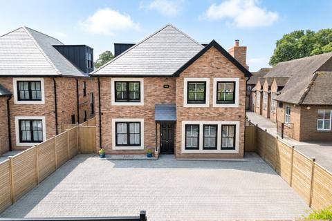 5 bedroom detached house for sale, Allerton Road, Mossley Hill, Liverpool, Merseyside, L18