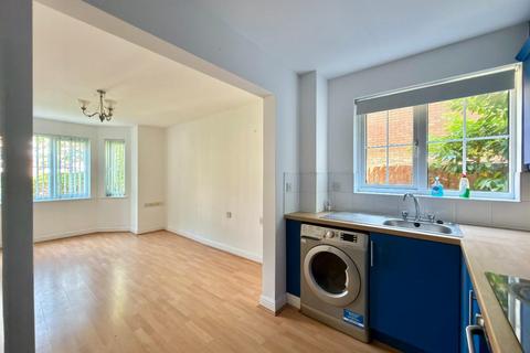 2 bedroom ground floor flat for sale, Chelsfield Grove, Chorlton
