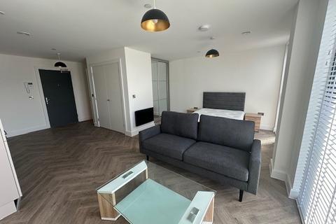 Studio to rent, Liversage Street, Derby