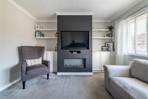 3 bedroom semi-detached house for sale, Elsdon Avenue, Seaton Delaval, Whitley Bay, NE25