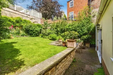 3 bedroom terraced house for sale – pohled 2