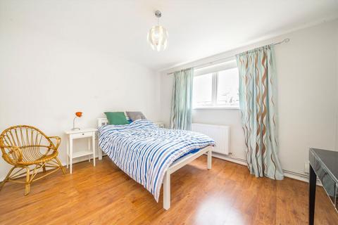 3 bedroom terraced house for sale, Beaumont Road, London W4