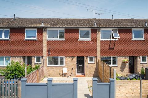 3 bedroom terraced house for sale, Leacroft, Sunningdale