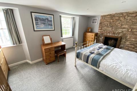4 bedroom cottage to rent, Market Street, Brixham, TQ5