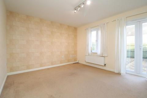 2 bedroom property to rent, Boughton Way, Gloucester, GL4
