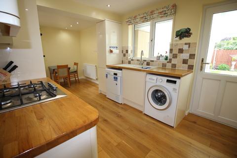 2 bedroom detached bungalow to rent, Tenbury Wells, Worcestershire, WR15 8HY