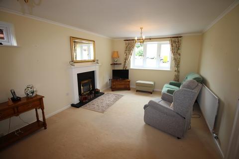 2 bedroom detached bungalow to rent, Tenbury Wells, Worcestershire, WR15 8HY