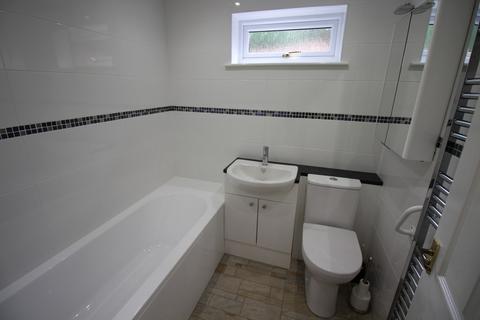 2 bedroom detached bungalow to rent, Tenbury Wells, Worcestershire, WR15 8HY