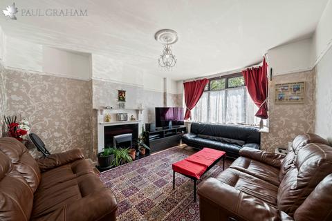 3 bedroom end of terrace house for sale, Stafford Road, South Wallington