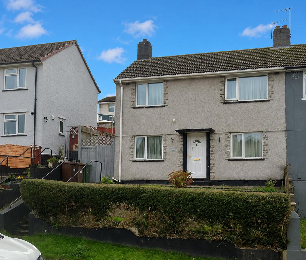 3 bedroom semi-detached house to rent