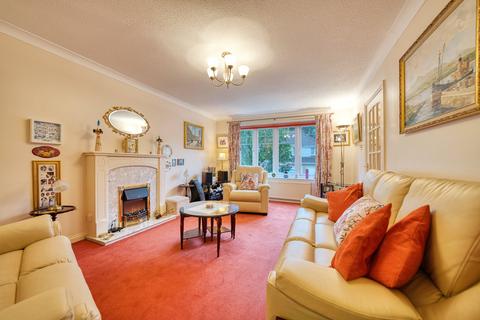 4 bedroom detached house for sale, Fernlea, Bearsden
