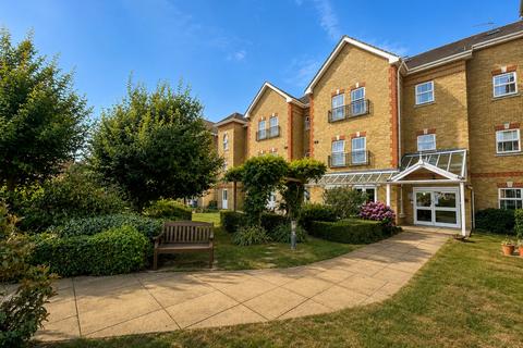 2 bedroom apartment for sale, Draper Close, Hounslow TW7