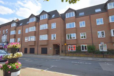 undefined, Uxbridge Road, Hatch End