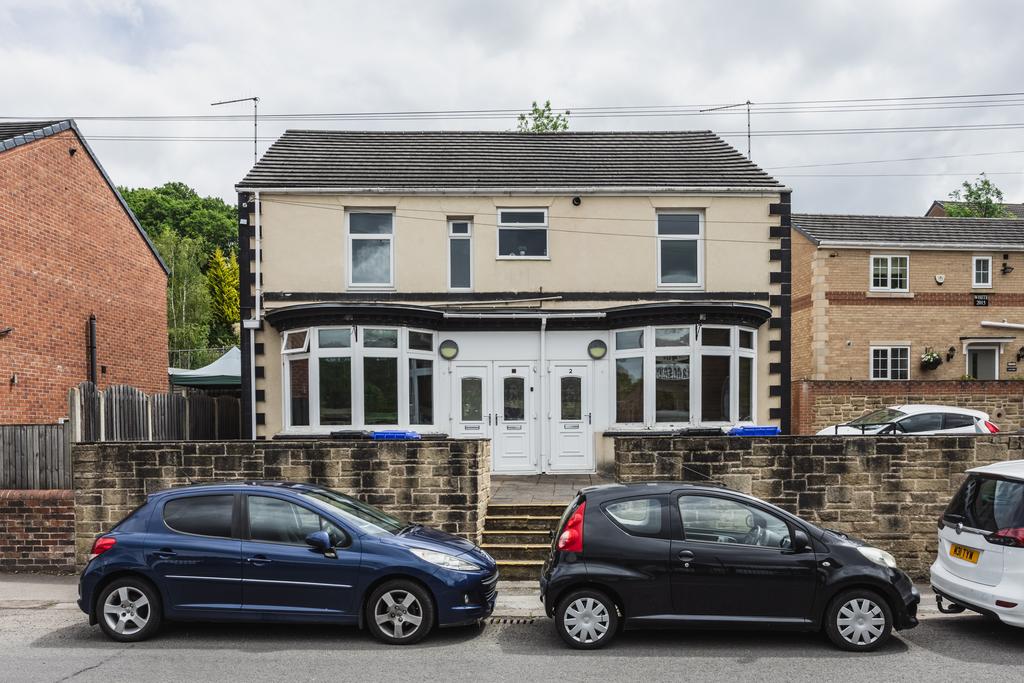 2 bedroom flat for sale