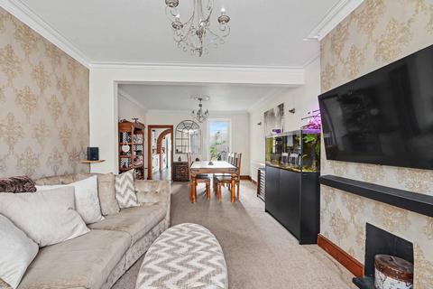 3 bedroom terraced house for sale, Park Road, Sittingbourne, ME10