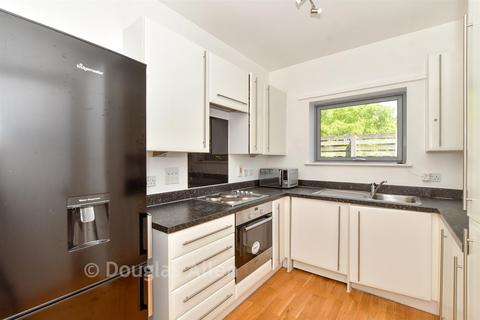1 bedroom flat for sale, Coral Court, Chadwell Heath RM6