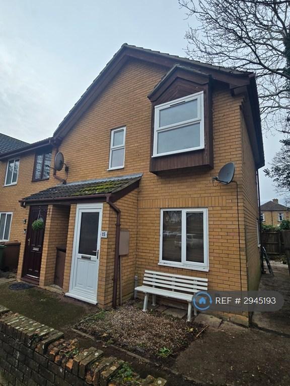 1 bedroom end of terrace house to rent