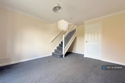 2 bedroom terraced house to rent, Poppyfields, Bedford, MK41