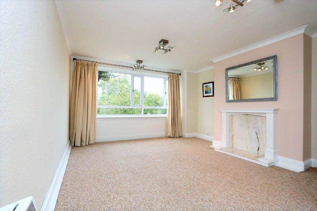 Apartment in Glasgow - View 2