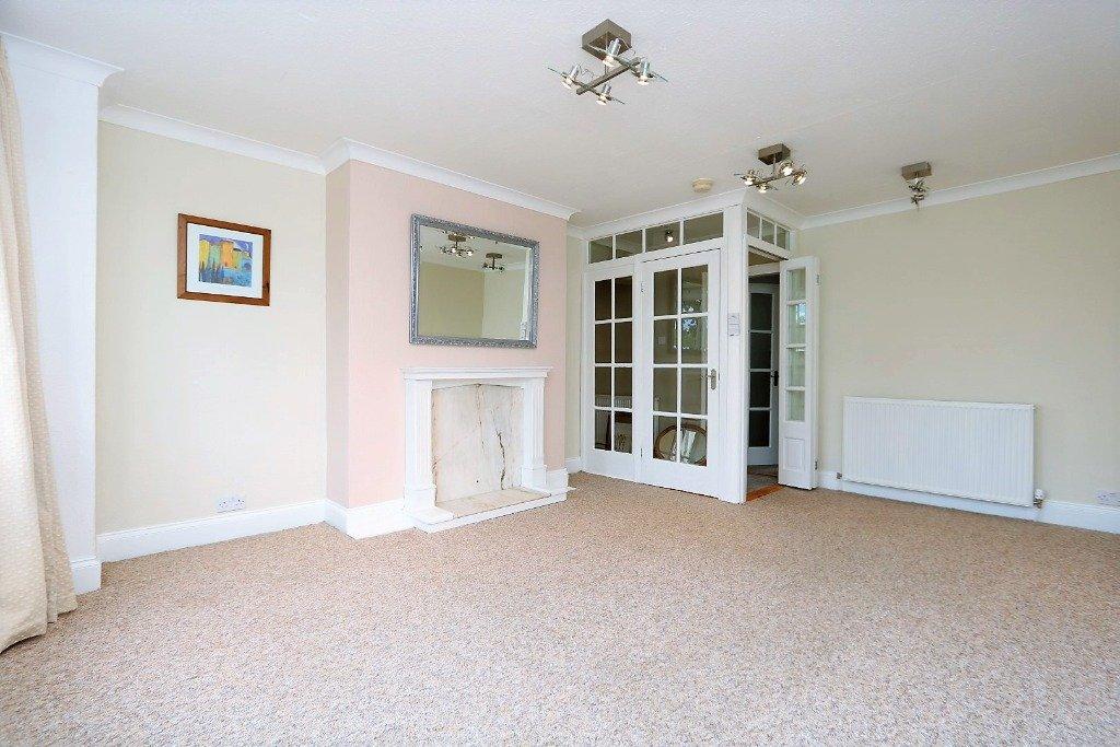 Apartment in Glasgow - View 3