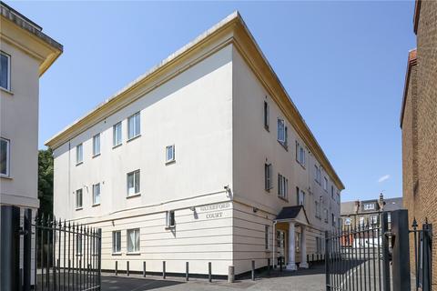 Leeland Terrace, London, W13