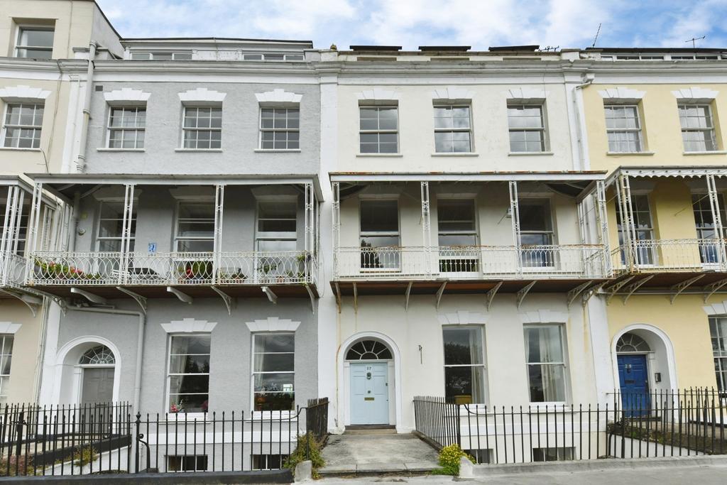 Royal York Crescent, Bristol, BS8