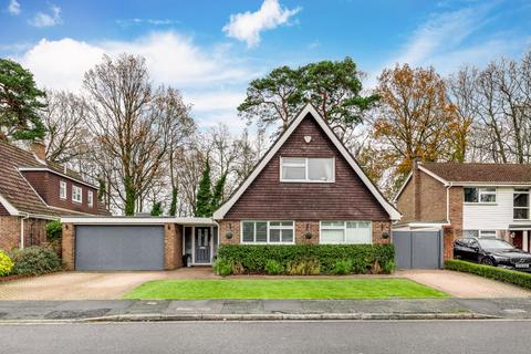 4 bedroom detached house for sale, Borrowdale Gardens, Camberley