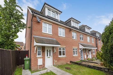 3 bedroom house to rent, Oakdene Road, Southsea, PO4