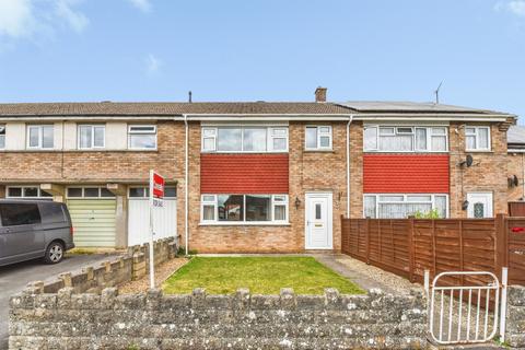 3 bedroom terraced house for sale, Clifton Close, Chippenham