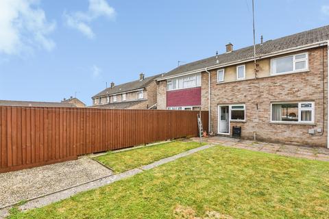 3 bedroom terraced house for sale, Clifton Close, Chippenham