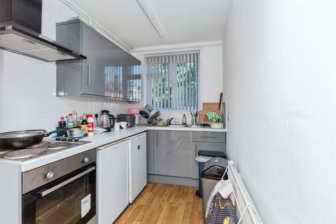 2 bedroom semi-detached house for sale, Aylestone Road, Leicester
