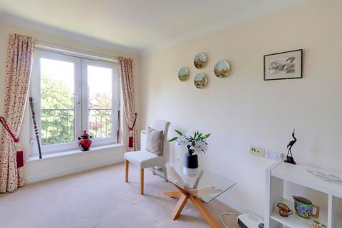 2 bedroom flat for sale, Mildred Court, Bingham Road, Addiscombe