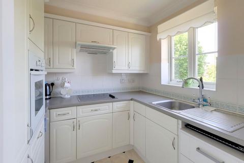 2 bedroom flat for sale, Mildred Court, Bingham Road, Addiscombe