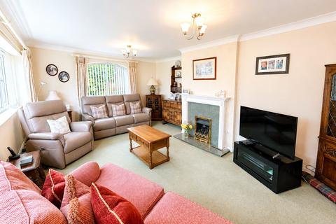 4 bedroom bungalow for sale, Mill Rise, Northallerton, North Yorkshire, DL6