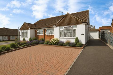 2 bedroom semi-detached bungalow for sale, Oakleaf Drive, Polegate