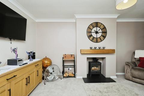 2 bedroom semi-detached bungalow for sale, Oakleaf Drive, Polegate