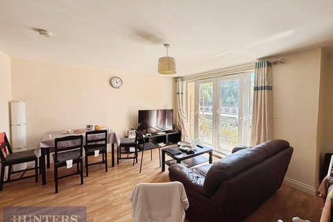 2 bedroom flat to rent, New North Road, Exeter, EX4 4HG