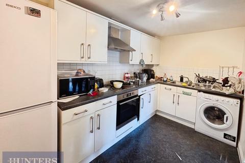 2 bedroom flat to rent, New North Road, Exeter, EX4 4HG