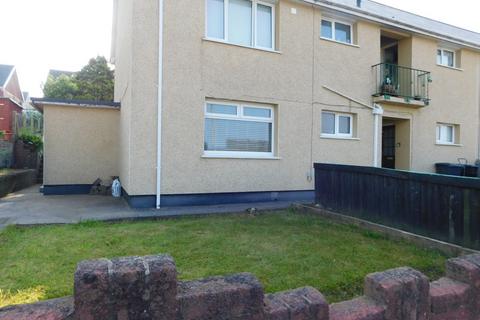 2 bedroom maisonette for sale, Lloyds Avenue, Swffryd, CRUMLIN