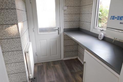 2 bedroom maisonette for sale, Lloyds Avenue, Swffryd, CRUMLIN