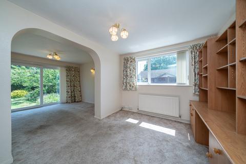 2 bedroom semi-detached bungalow for sale, Aylesbury HP21