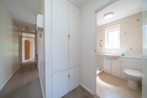 2 bedroom semi-detached bungalow for sale, Aylesbury HP21