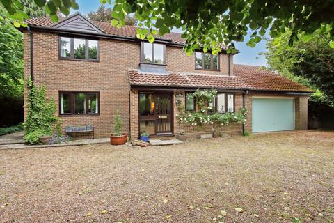 4 bedroom detached house for sale, Ibthorpe Road, Andover, SP11