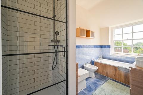 3 bedroom flat to rent, Compton Terrace, Highbury and Islington, London, N1