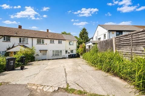 Wellside Close, Barnet EN5