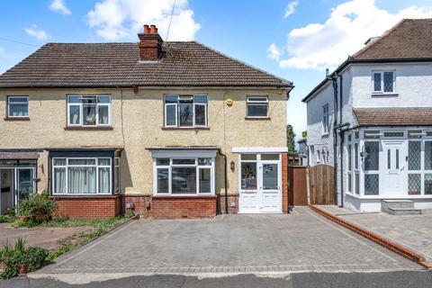 Bridle Road, Epsom