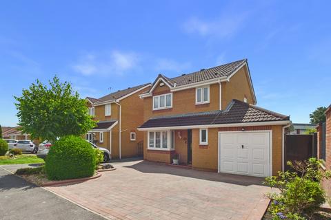 3 bedroom detached house for sale, Hickton Drive Chilwell, Beeston, Beeston, Nottingham, Nottinghamshire, NG9