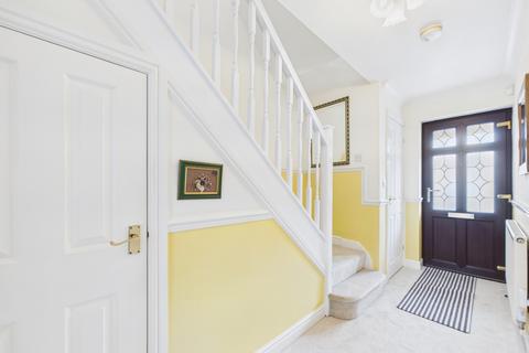 3 bedroom detached house for sale, Hickton Drive Chilwell, Beeston, Beeston, Nottingham, Nottinghamshire, NG9