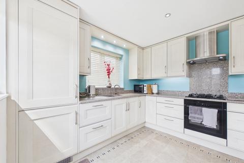 3 bedroom detached house for sale, Hickton Drive Chilwell, Beeston, Beeston, Nottingham, Nottinghamshire, NG9